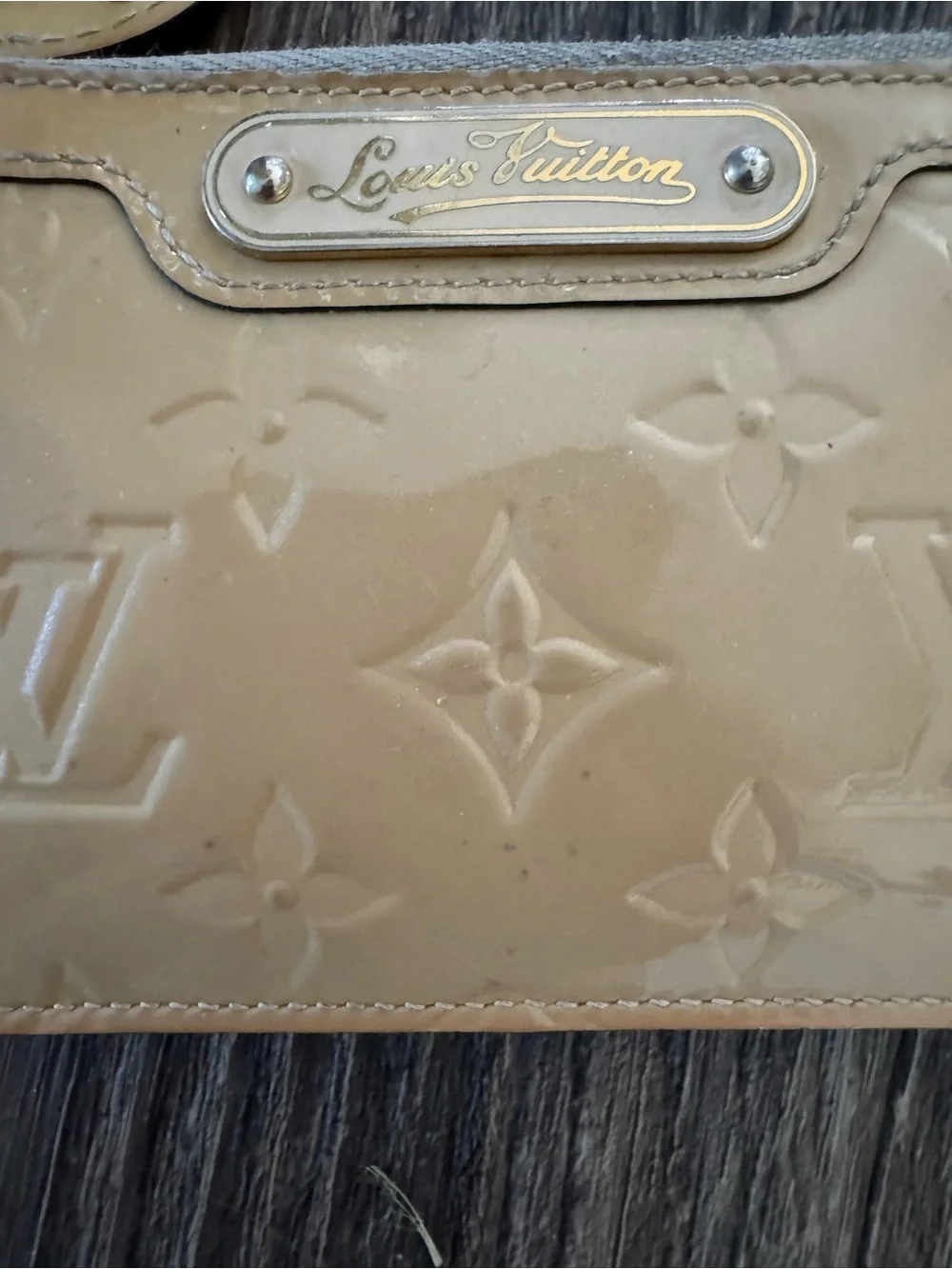 Louis Vuitton Vernis Key Pouch